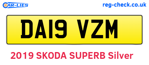 DA19VZM are the vehicle registration plates.