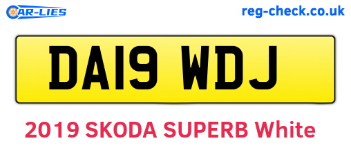 DA19WDJ are the vehicle registration plates.