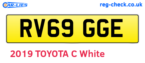 RV69GGE are the vehicle registration plates.