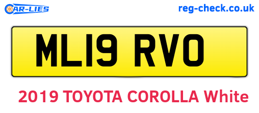 ML19RVO are the vehicle registration plates.