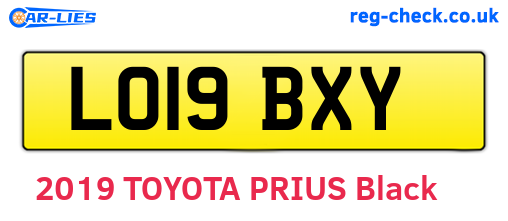 LO19BXY are the vehicle registration plates.