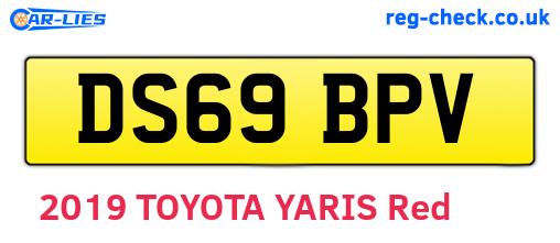 DS69BPV are the vehicle registration plates.
