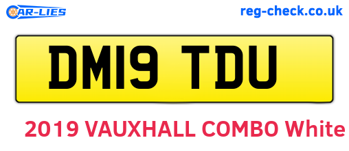 DM19TDU are the vehicle registration plates.