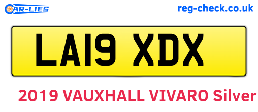 LA19XDX are the vehicle registration plates.