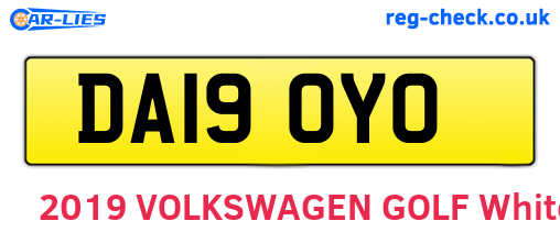 DA19OYO are the vehicle registration plates.