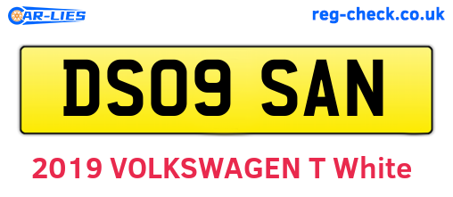 DS09SAN are the vehicle registration plates.