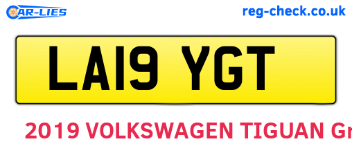 LA19YGT are the vehicle registration plates.