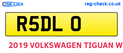 R5DLO are the vehicle registration plates.