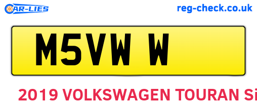 M5VWW are the vehicle registration plates.