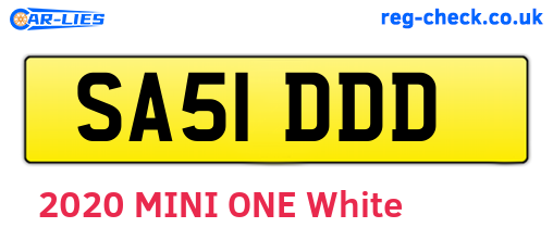 SA51DDD are the vehicle registration plates.
